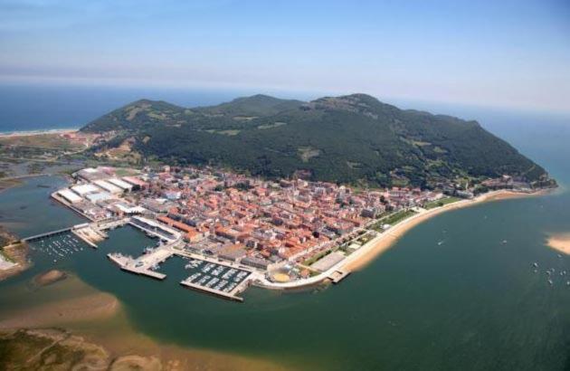 Appartement Avec Terrasse Santoña Exteriér fotografie
